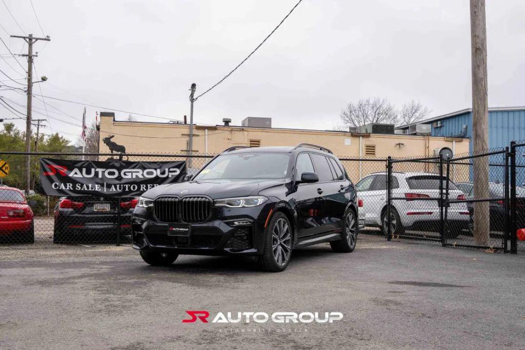 2022 BMW X7 M50I — фото 1