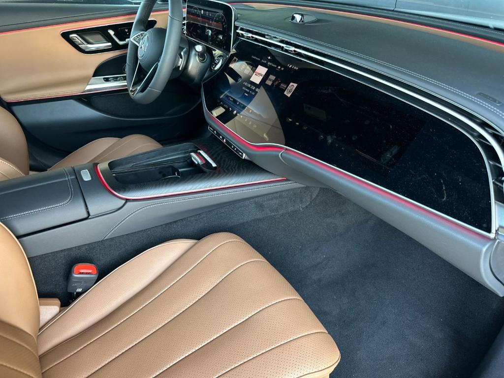 صورة مصغرة 16 لـ 2025 Mercedes-BENZ E-CLASS
