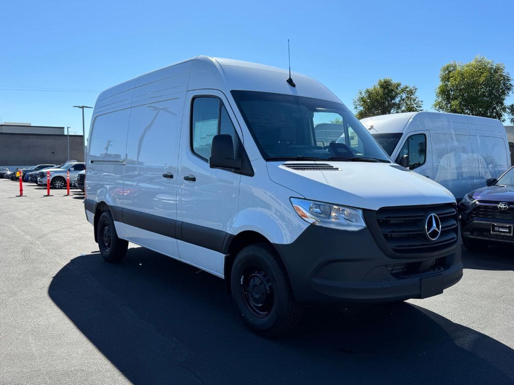 New 2026 Mercedes-Benz Sprinter 2500 Standard Roof