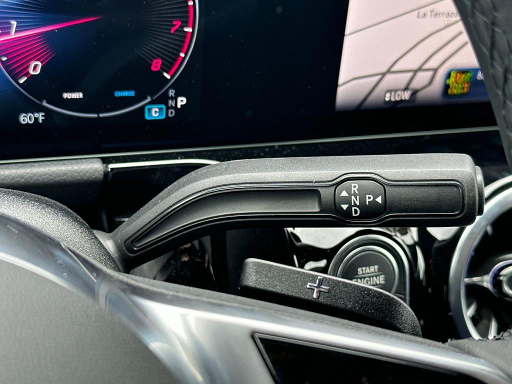 2025 Mercedes-BENZ GLA — миниатюра 23