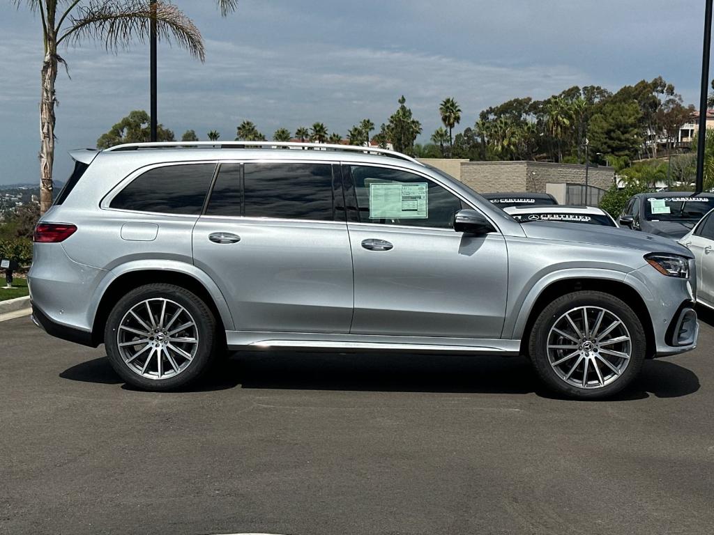 MERCEDES-BENZ GLS - 2