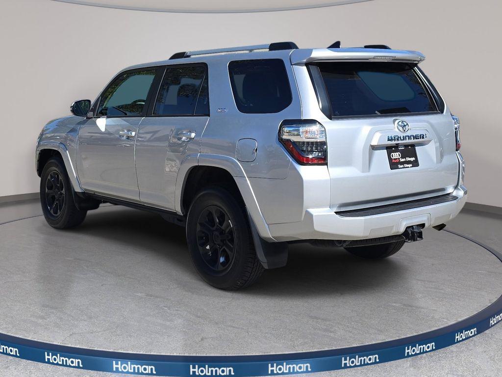 TOYOTA 4RUNNER - 8