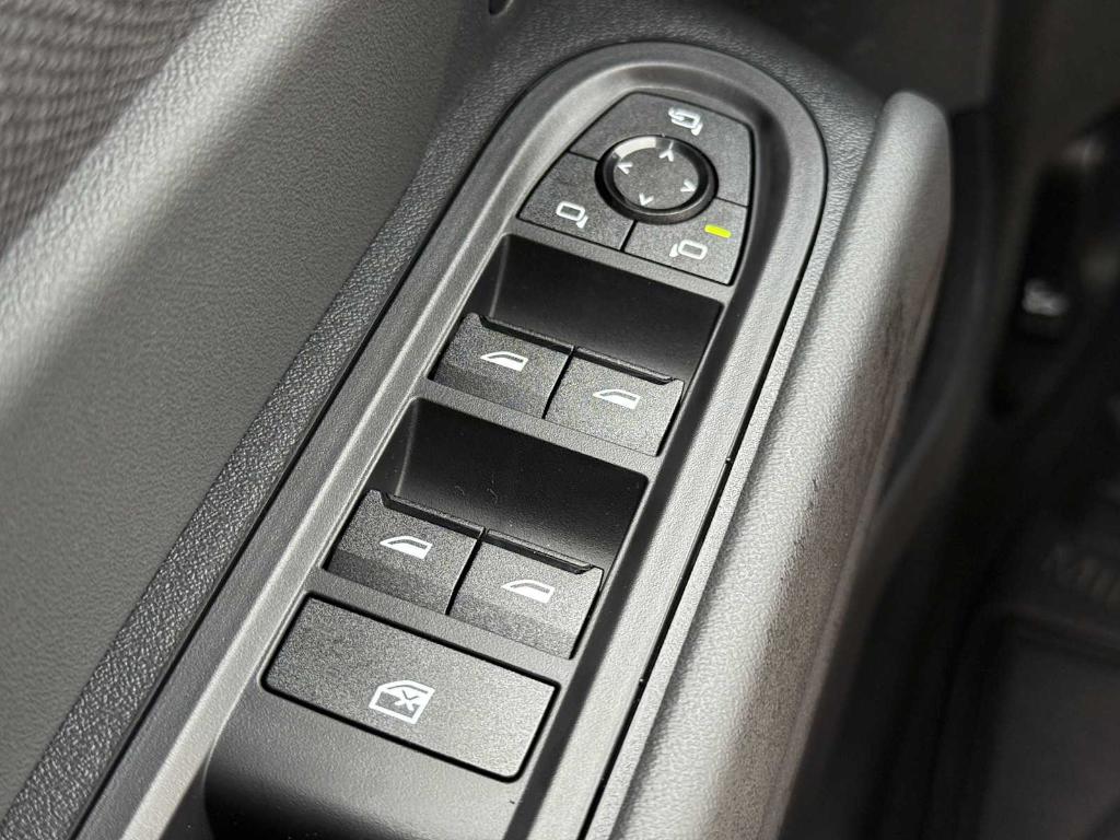 صورة مصغرة 24 لـ 2025 MINI COUNTRYMAN S