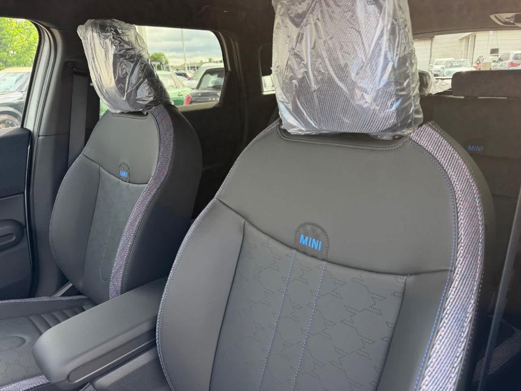 صورة مصغرة 13 لـ 2026 MINI COUNTRYMAN S