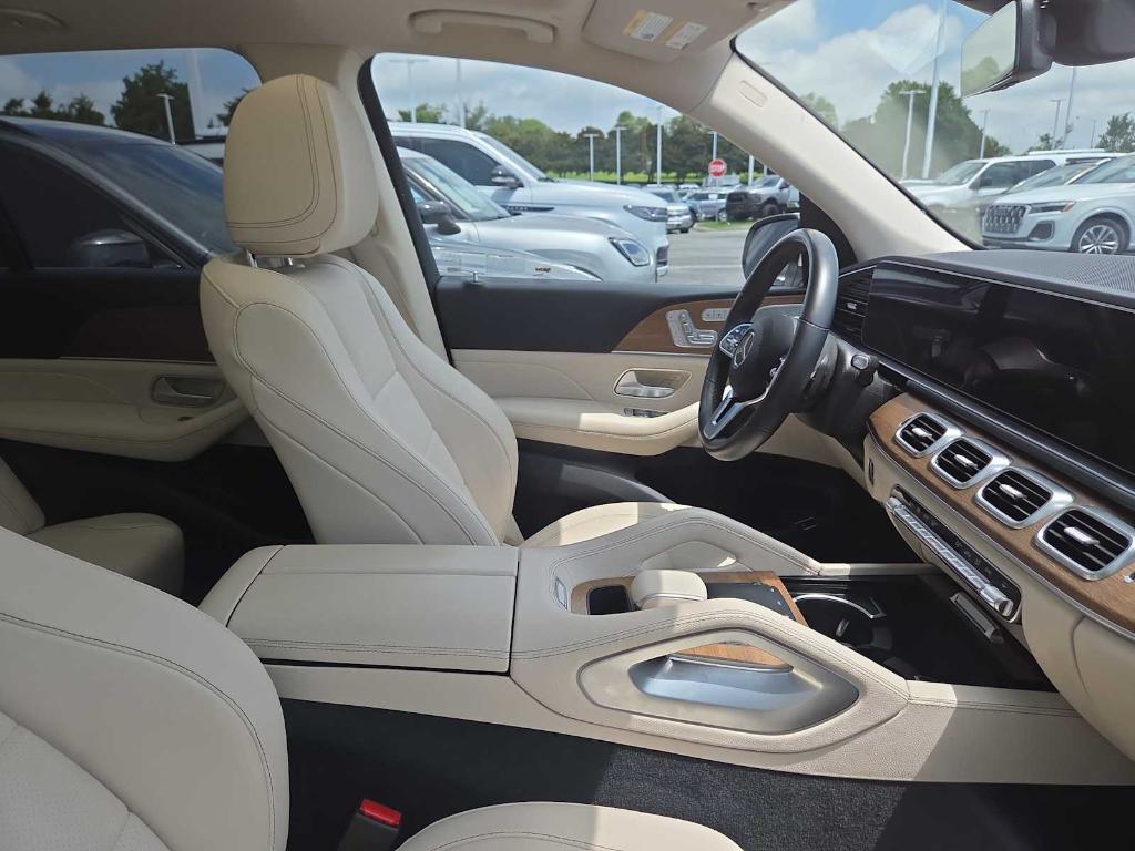 صورة 4 لـ 2023 Mercedes-BENZ GLE