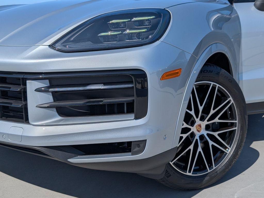 PORSCHE CAYENNE - 10