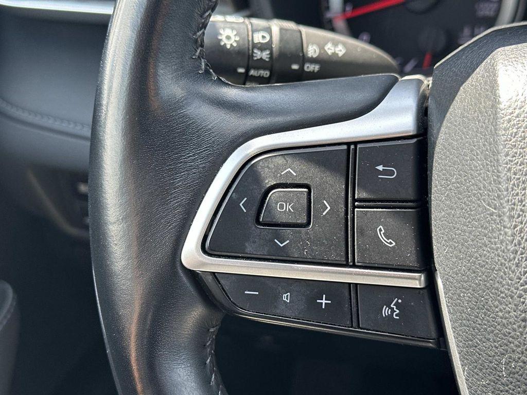 2022 Toyota HIGHLANDER LE thumbnail 22