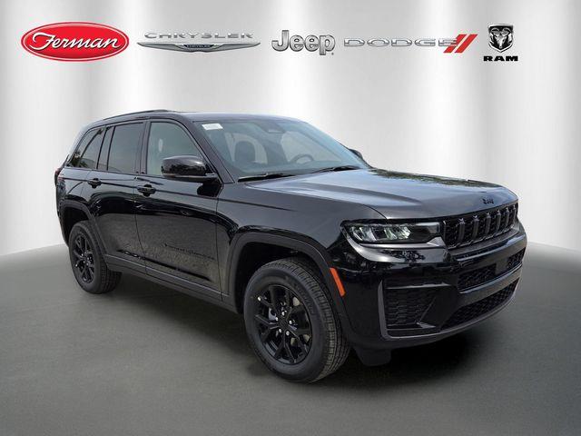 New 2026 Jeep Grand Cherokee Laredo