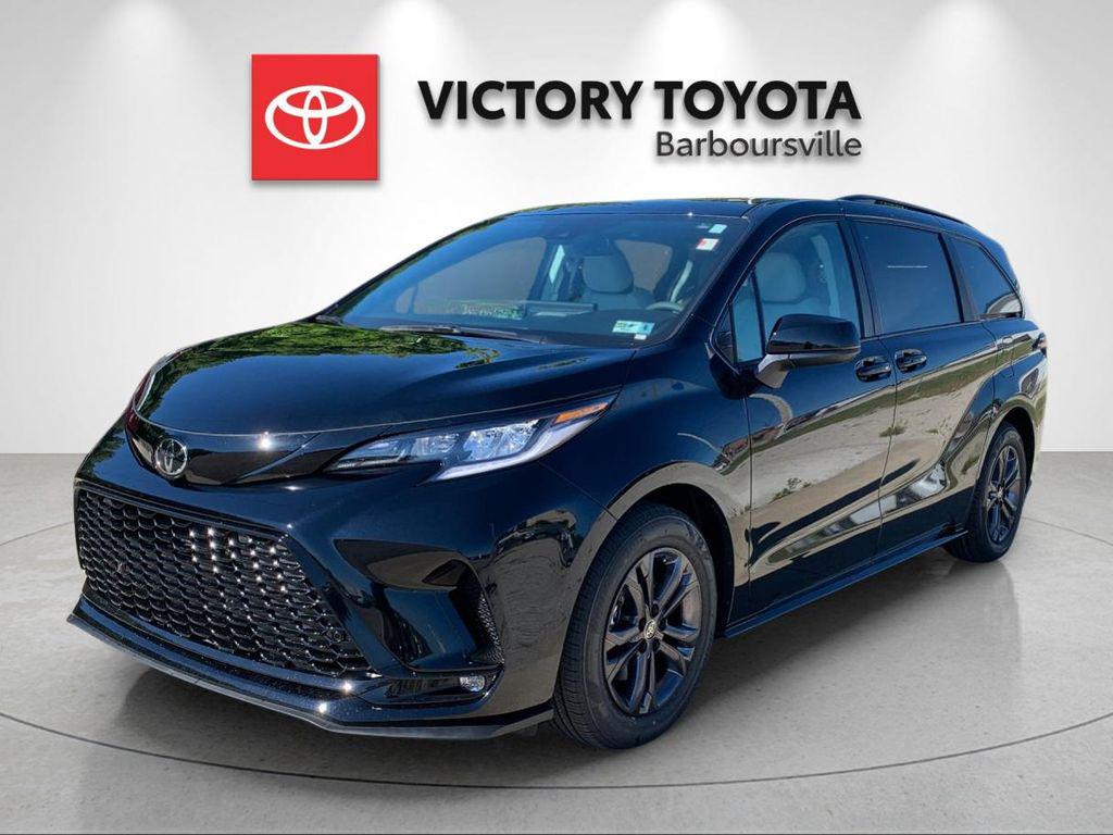 New 2026 Toyota Sienna XSE 7 Passenger