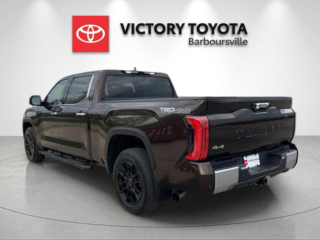 TOYOTA TUNDRA - 3