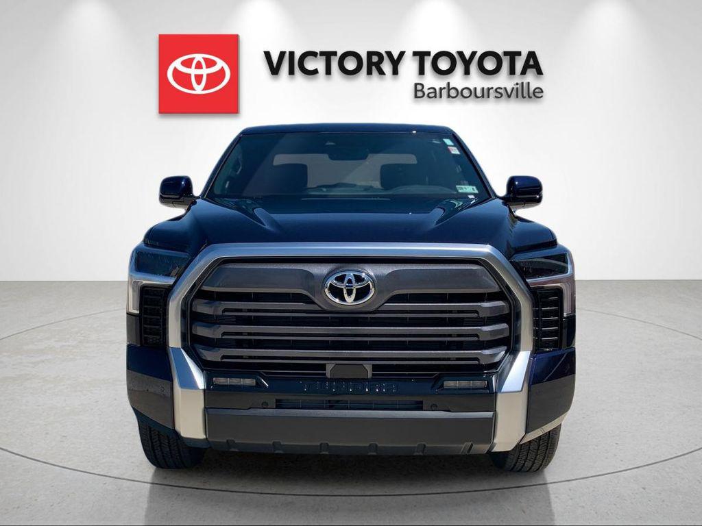 TOYOTA TUNDRA - 8
