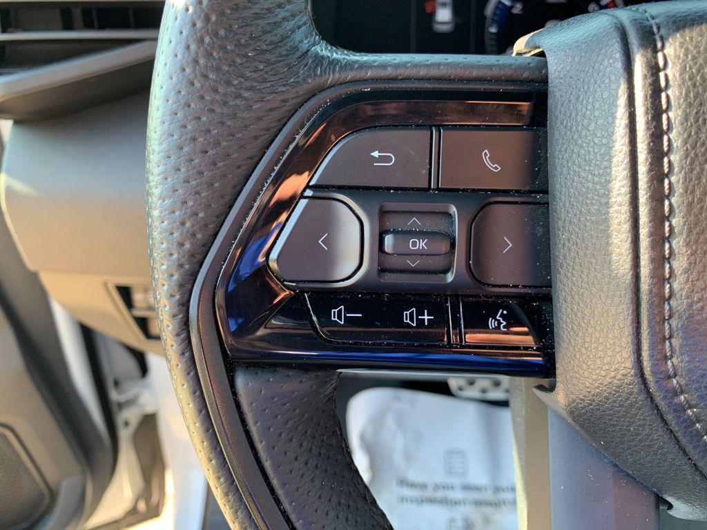 2024 Toyota SEQUOIA TRD PRO 缩略图 28