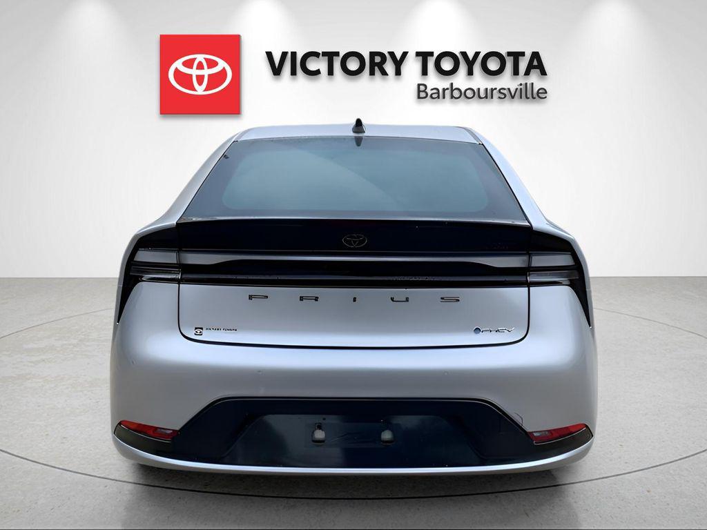TOYOTA PRIUS - 7