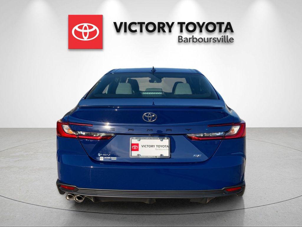 TOYOTA CAMRY - 4