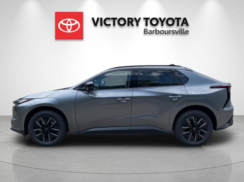 2026 Toyota BZ XLE 照片 2