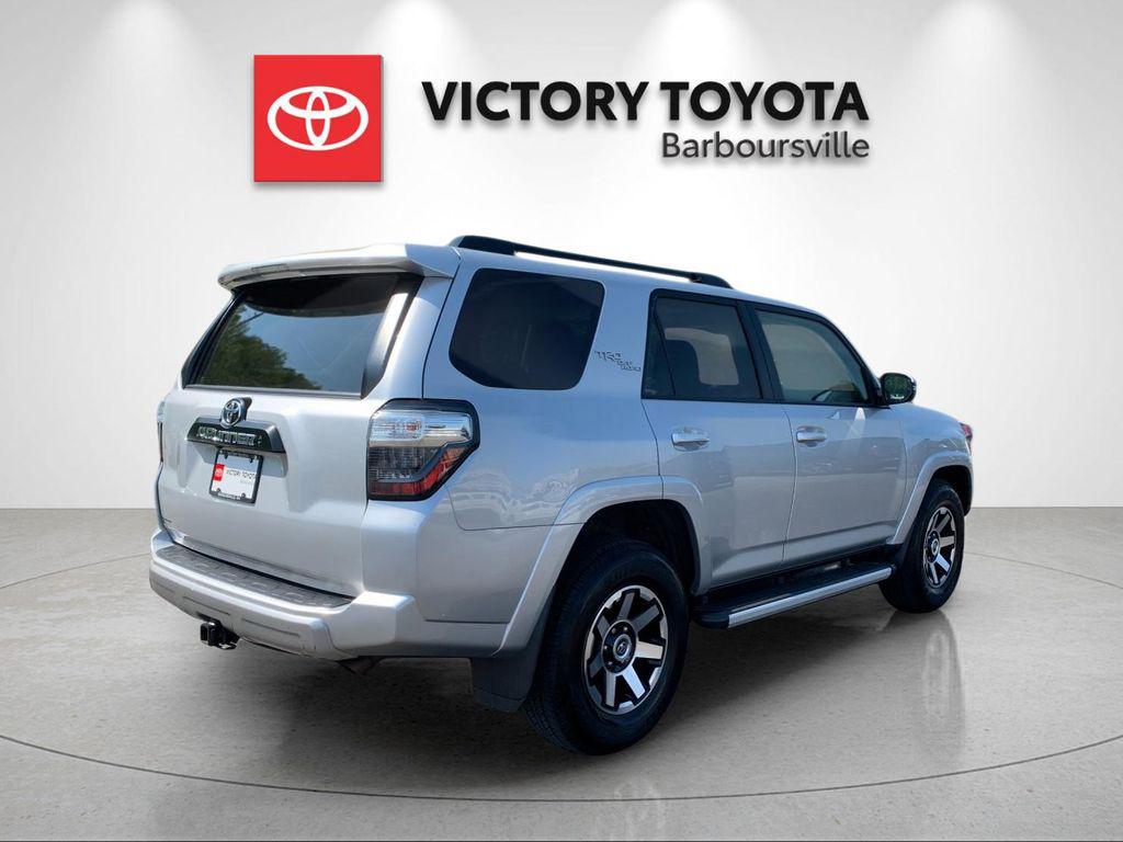 TOYOTA 4RUNNER - 7