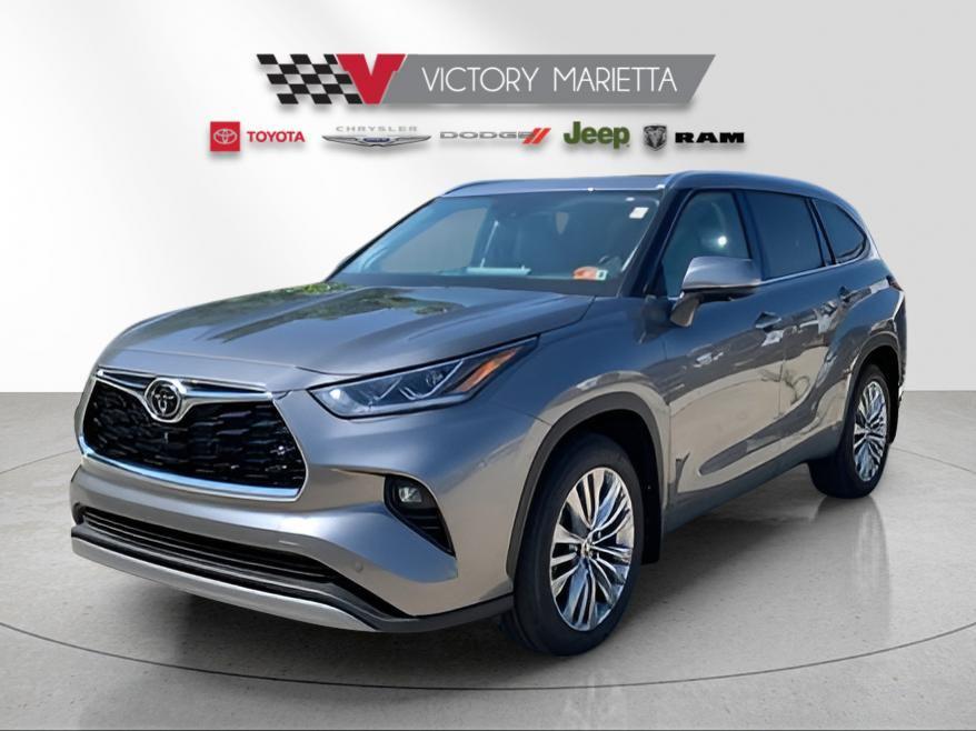 New 2025 Toyota Highlander Platinum