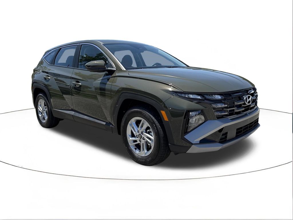 New 2026 Hyundai TUCSON SE