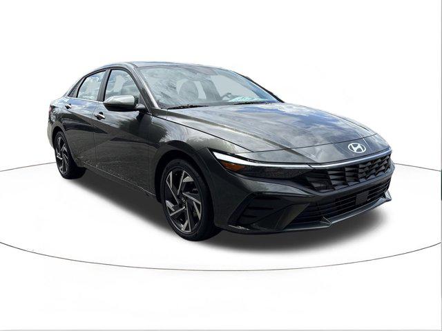 New 2026 Hyundai ELANTRA Limited