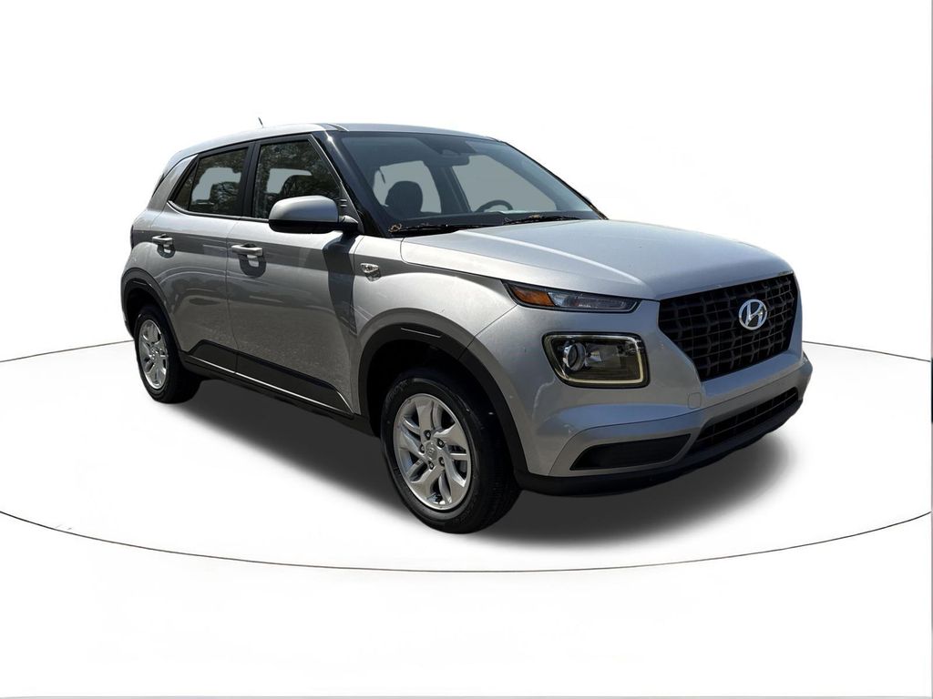 New 2026 Hyundai VENUE SE
