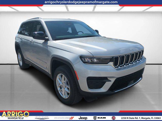 New 2026 Jeep Grand Cherokee Laredo