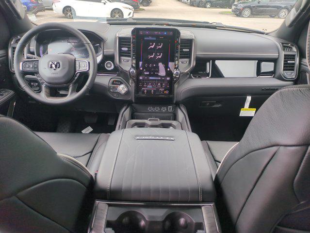 صورة مصغرة 15 لـ 2026 RAM 1500 LIMITED