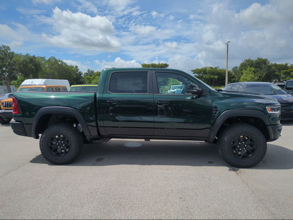 صورة 4 لـ 2026 RAM 1500 RHO CREW CAB 4X4 5'7' BOX