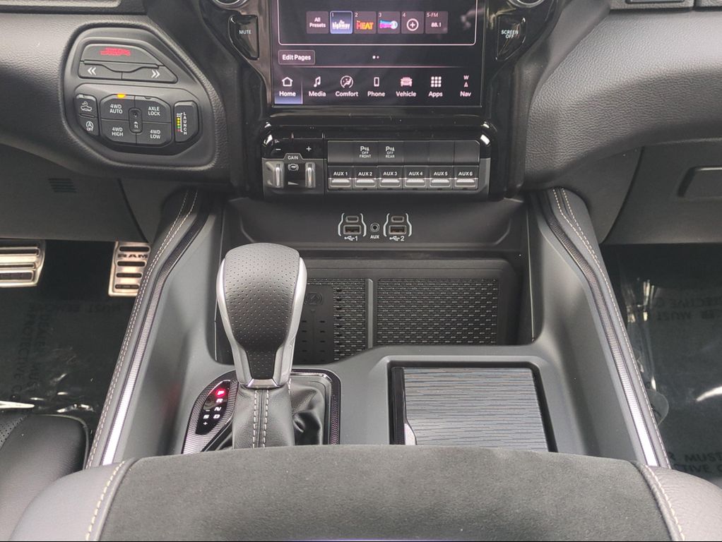 2026 RAM 1500 RHO CREW CAB 4X4 5'7' BOX thumbnail 19