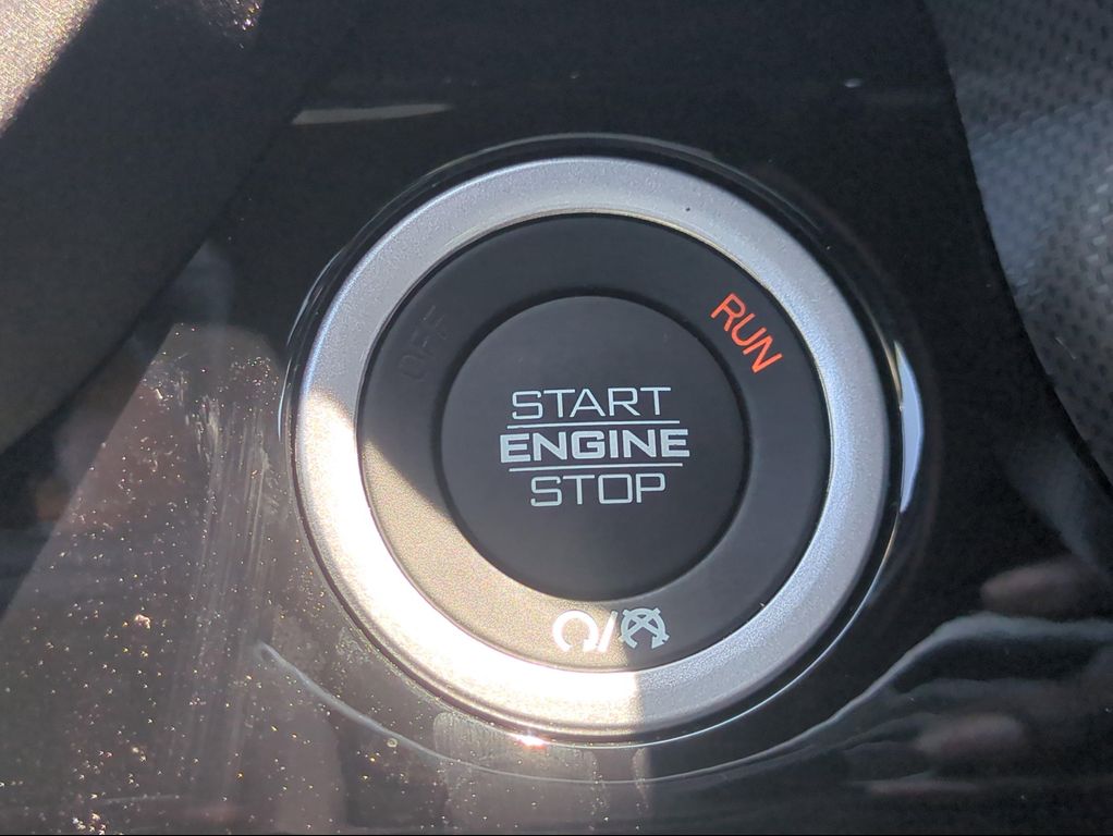 صورة مصغرة 30 لـ 2026 RAM 1500 LIMITED