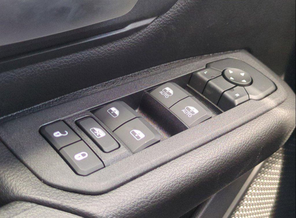 2026 RAM 1500 EXPRESS — миниатюра 23