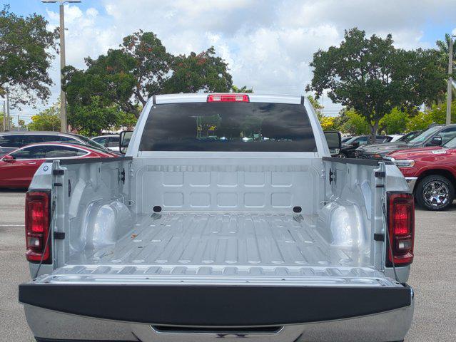صورة مصغرة 13 لـ 2026 RAM 3500 TRADESMAN CREW CAB 4X4 8' BOX