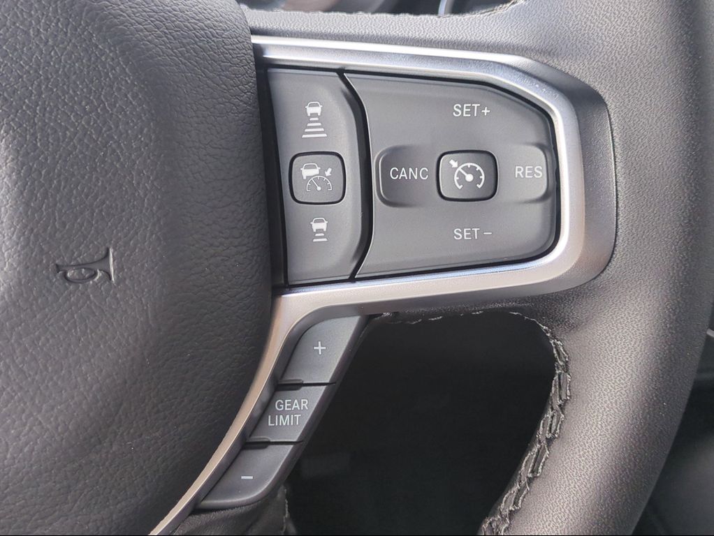 2026 RAM 1500 BIG HORN/LONE STAR — миниатюра 26