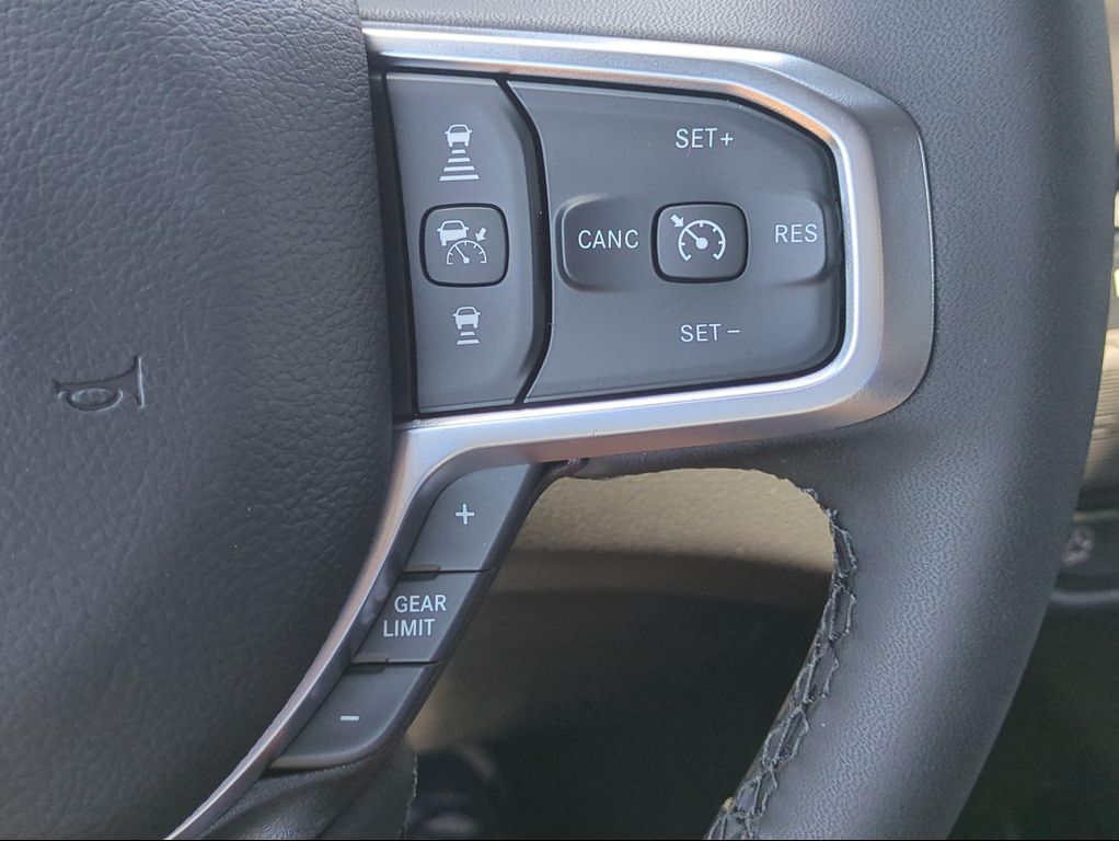 2026 RAM 1500 BIG HORN/LONE STAR — миниатюра 27
