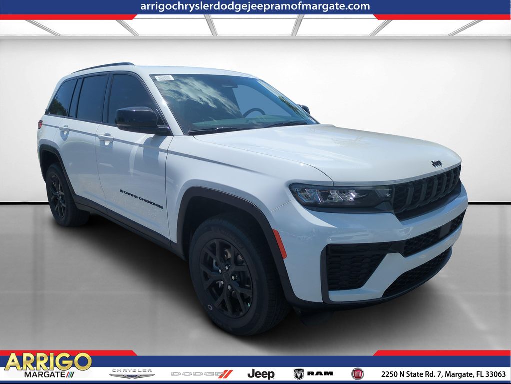 New 2026 Jeep Grand Cherokee Altitude