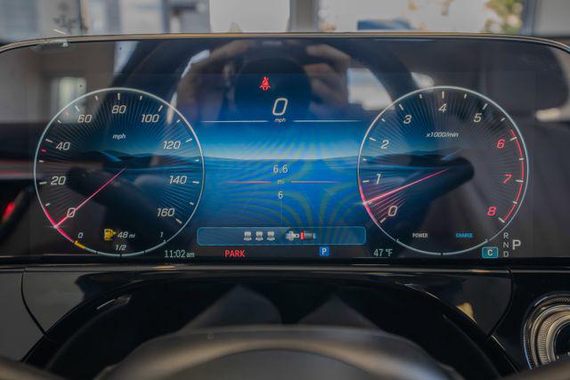 MERCEDES-BENZ E-CLASS - 10