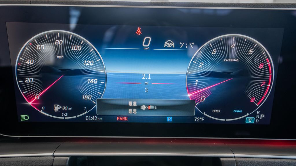 MERCEDES-BENZ GLS - 10