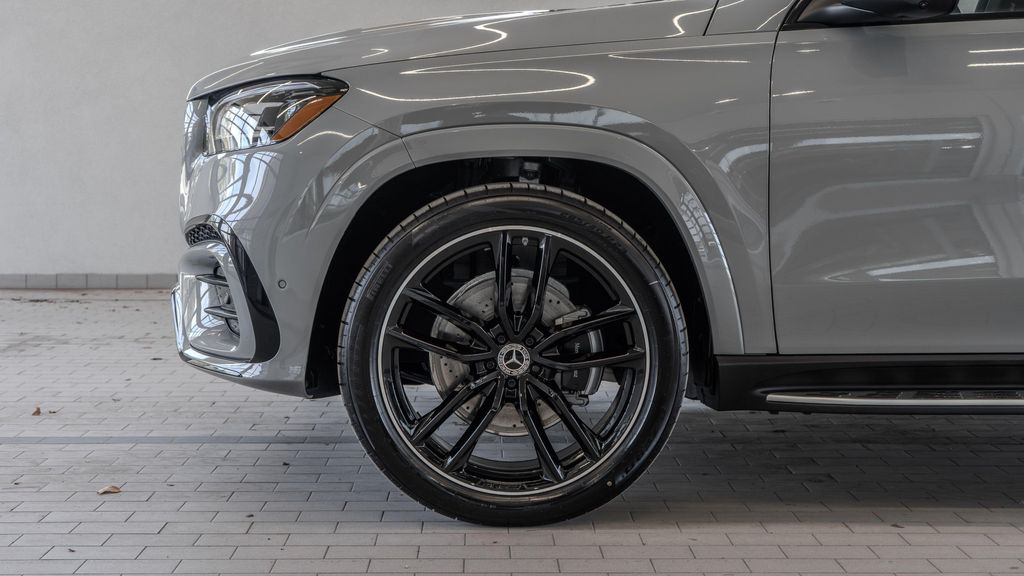 MERCEDES-BENZ GLS - 4