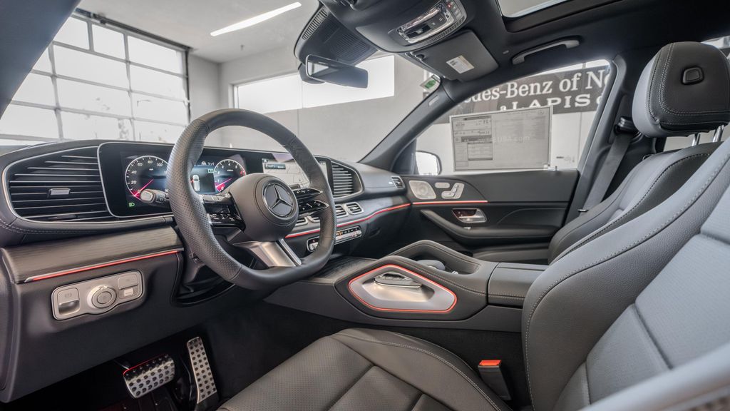 MERCEDES-BENZ GLS - 6