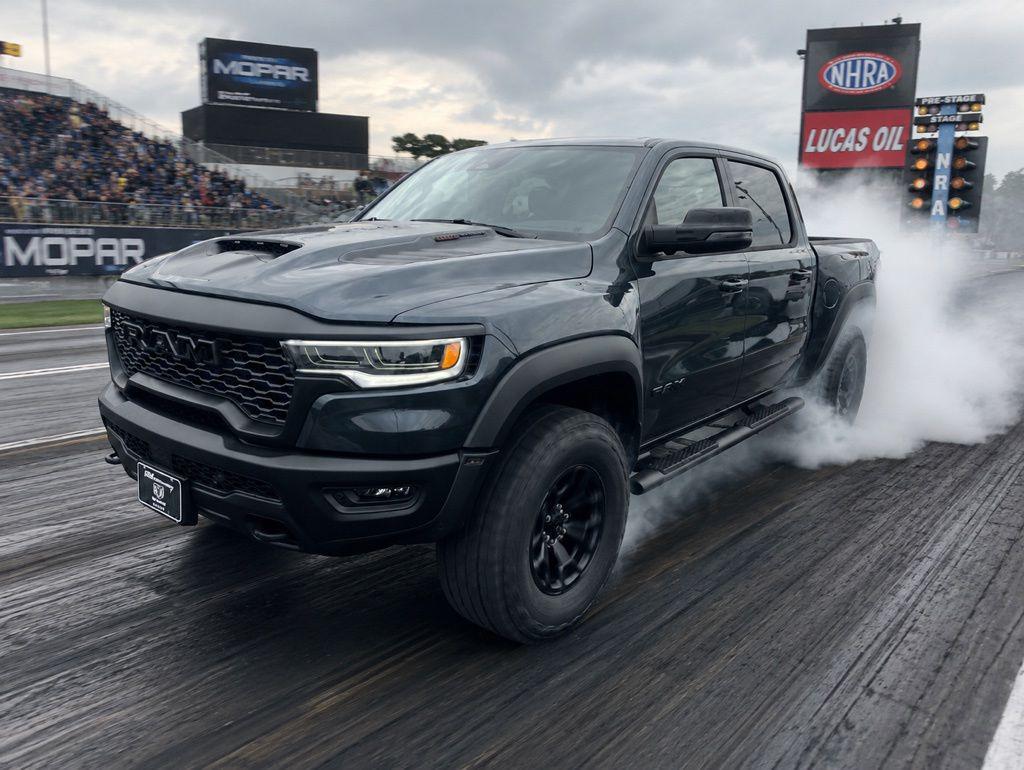 New 2026 RAM 1500 RHO Crew Cab 4x4 5'7' Box