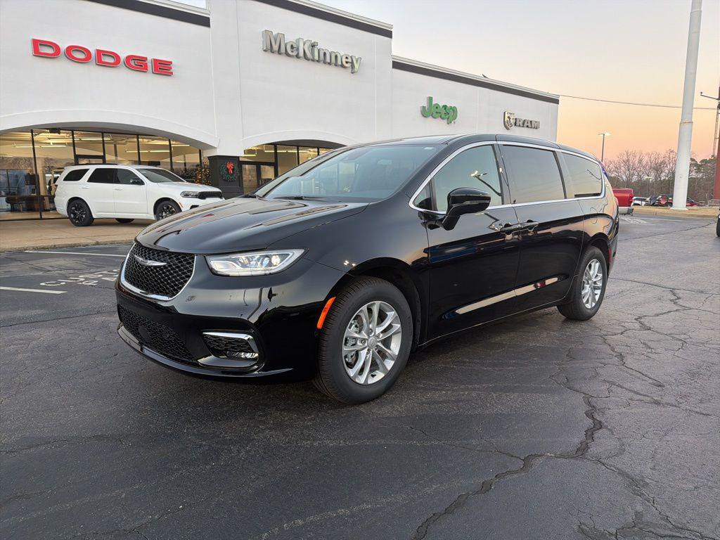 New 2026 Chrysler Pacifica L