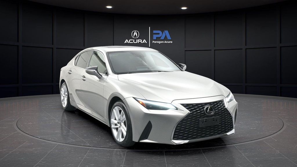 صورة مصغرة 25 لـ 2021 Lexus IS 300 BASE