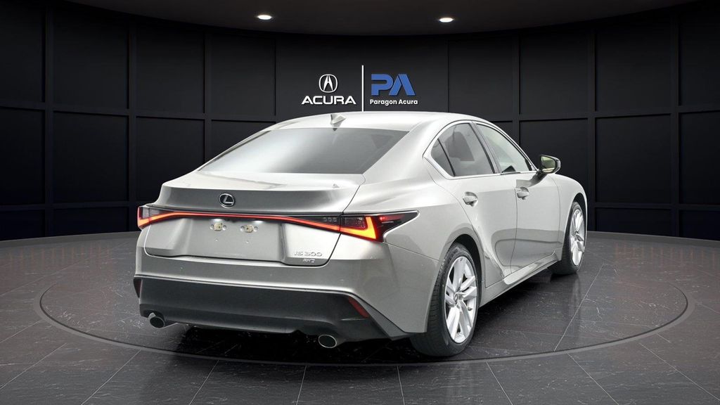 صورة مصغرة 22 لـ 2021 Lexus IS 300 BASE