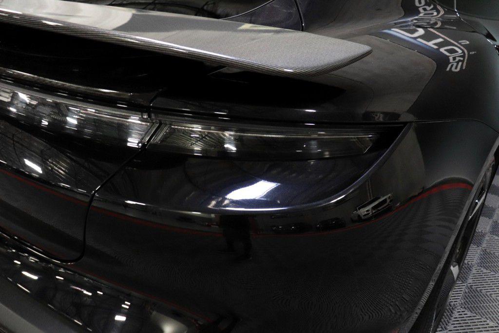 صورة 8 لـ 2021 Porsche TAYCAN TAYCAN 4S