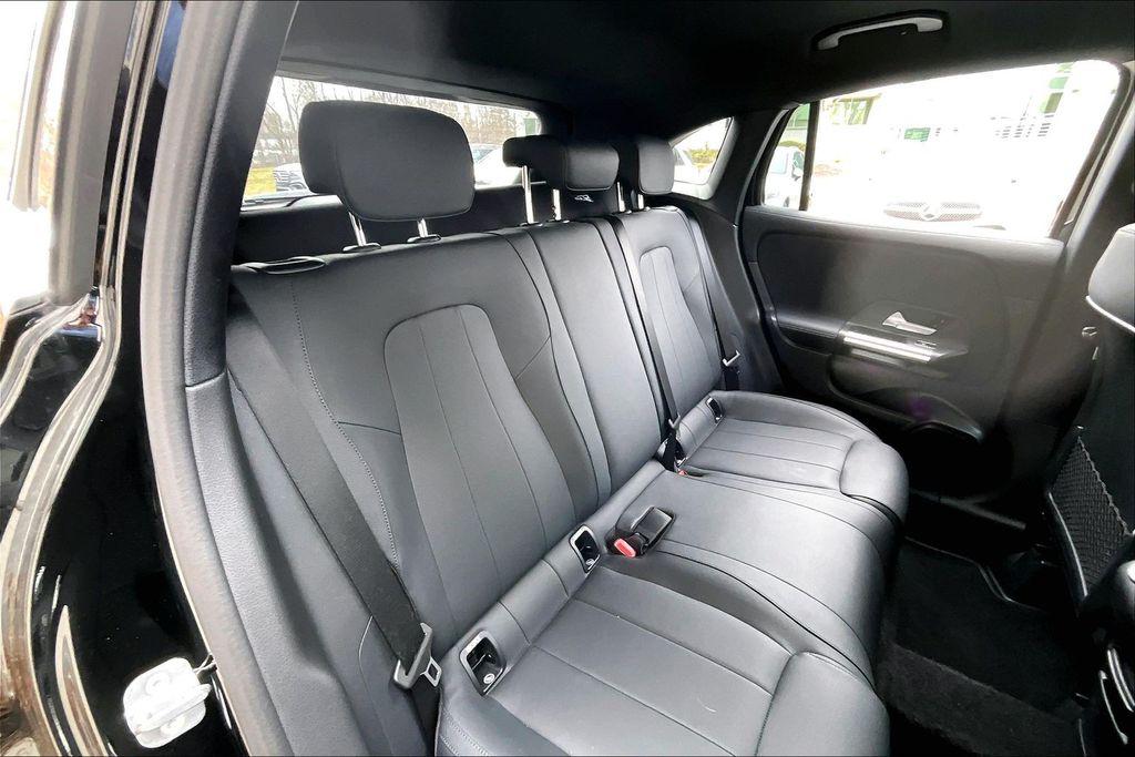 2026 Mercedes-BENZ GLA 缩略图 29