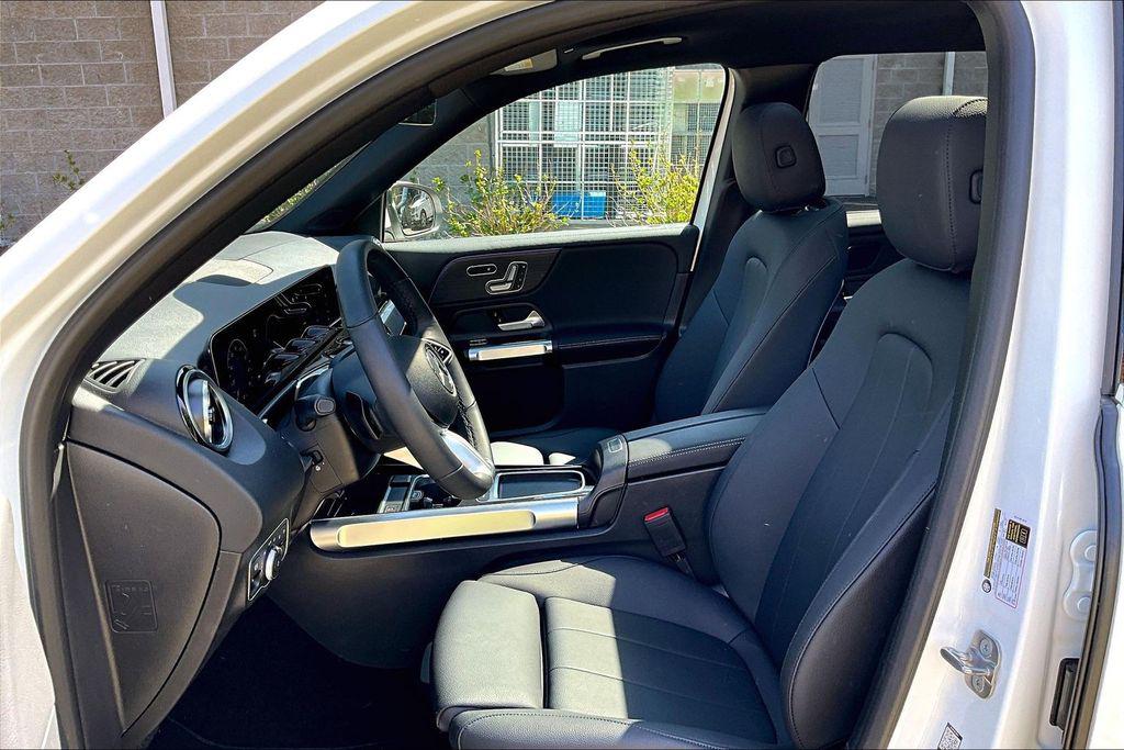2026 Mercedes-BENZ GLB 缩略图 27