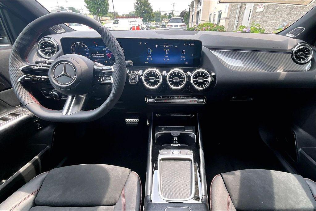 صورة 5 لـ 2026 Mercedes-BENZ GLA