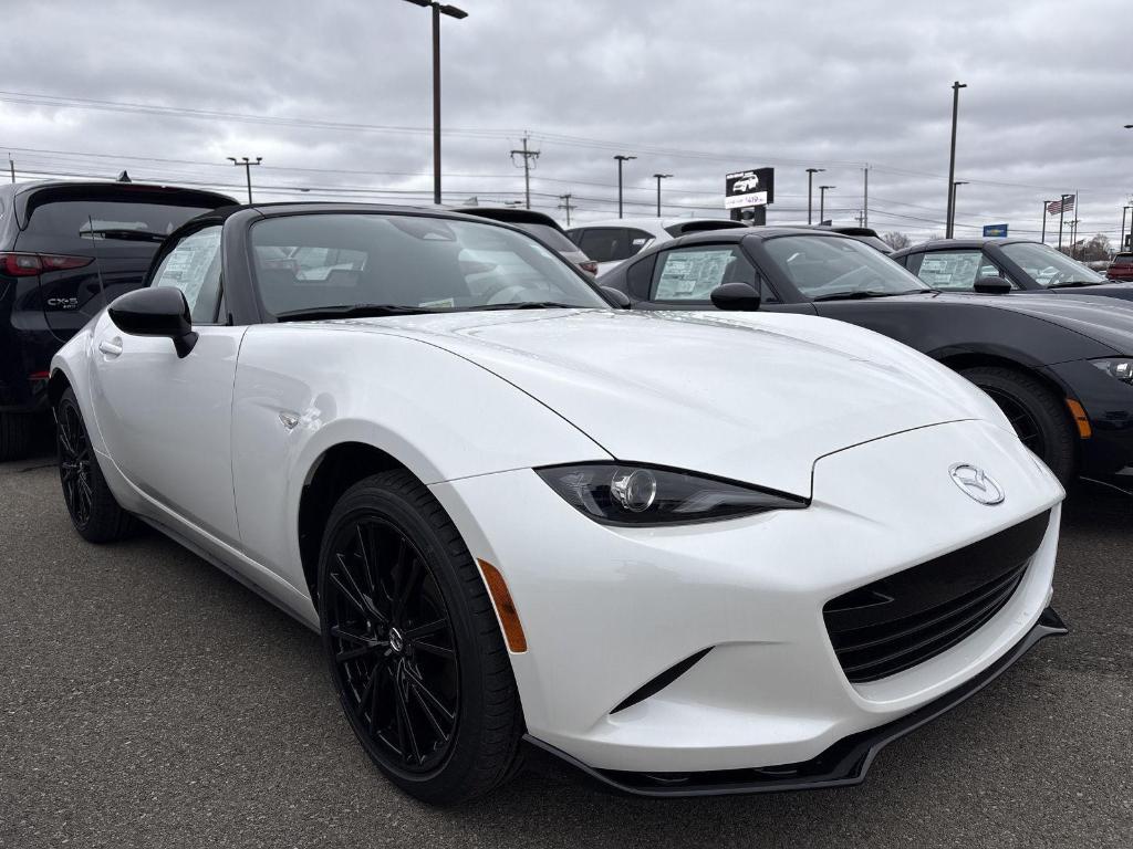 New 2025 Mazda MX-5 Miata Club