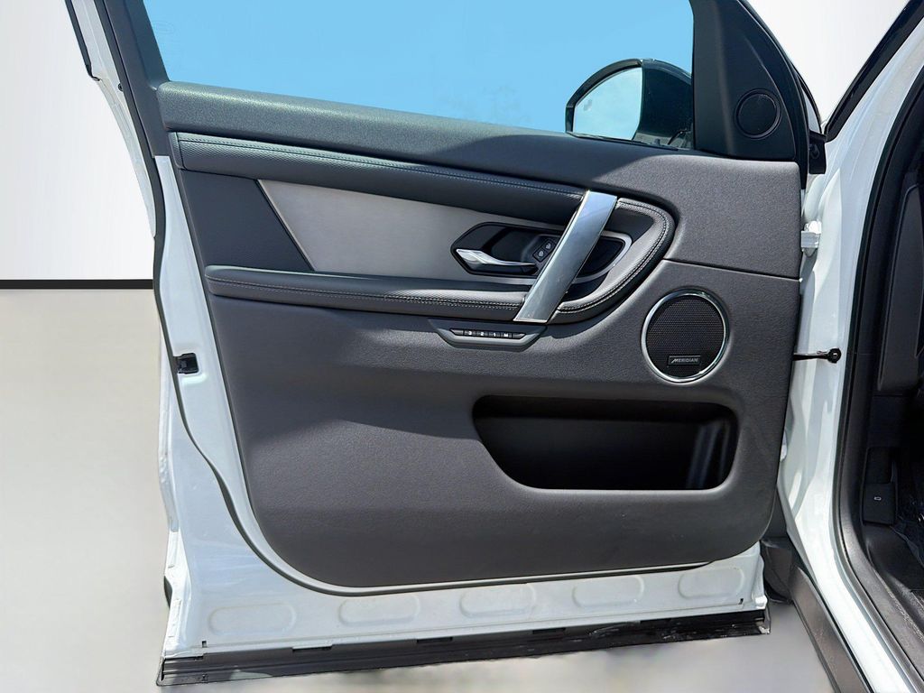 صورة مصغرة 21 لـ 2025 LAND Rover DISCOVERY SPORT DYNAMIC SE