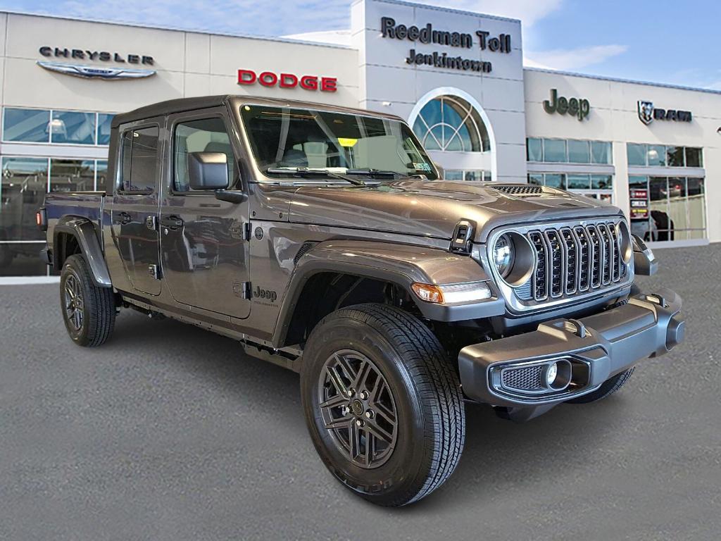 New 2026 Jeep Gladiator Sport