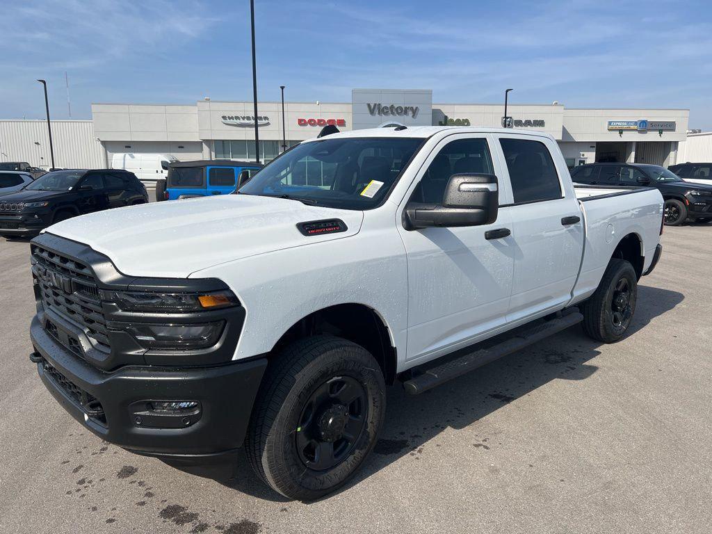 New 2026 RAM 2500 Tradesman Crew Cab 4x4 6'4' Box